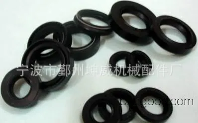 专业生产各类工业橡胶制品，农业橡胶制品，机械类橡胶配件