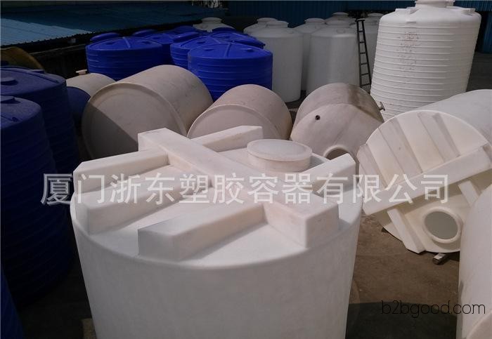 Xiamen plastic containers, PE water tanks, chemical dosing tanks – wholesale and custom orders available for PT30000L sizes.