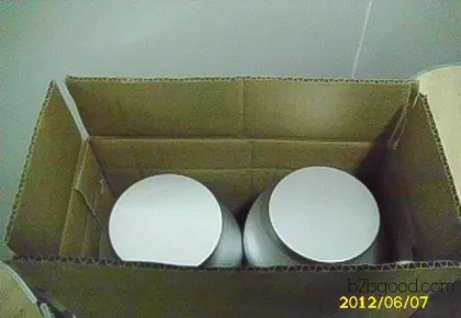 A large amount of medroxyprogesterone acetate (medroxyprogesterone, progesterone acetate), cas: 7158