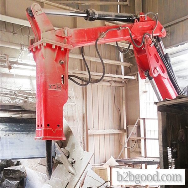 YZH Fixed Crushing Station Breaking Large Rocks at Jaw Crusher Opening