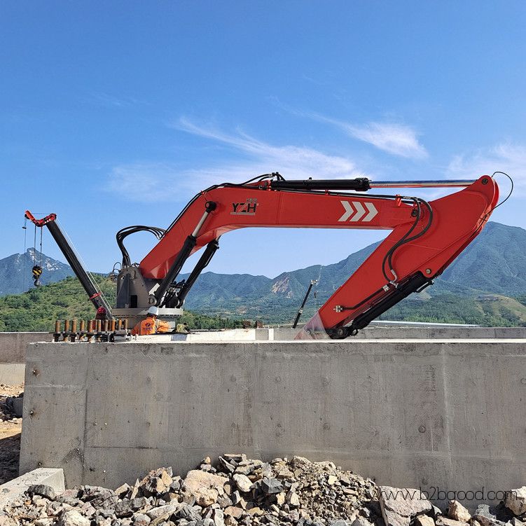 Mining rockbreaker boom system