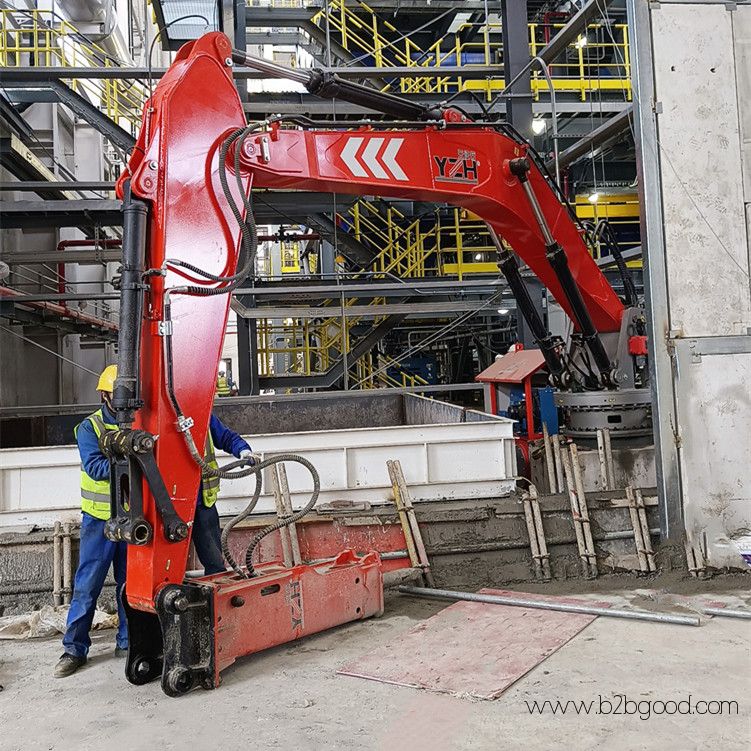 Mining rockbreaker boom system