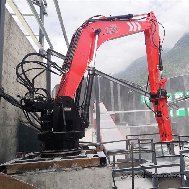 Hydraulic Pedestal Boom System
